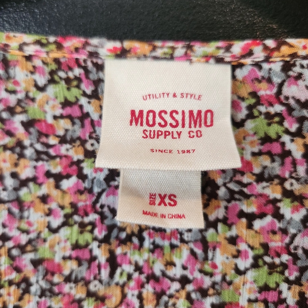 Mossimo Floral Sheer Blouse Button Down~size XS - Picture 2 of 5